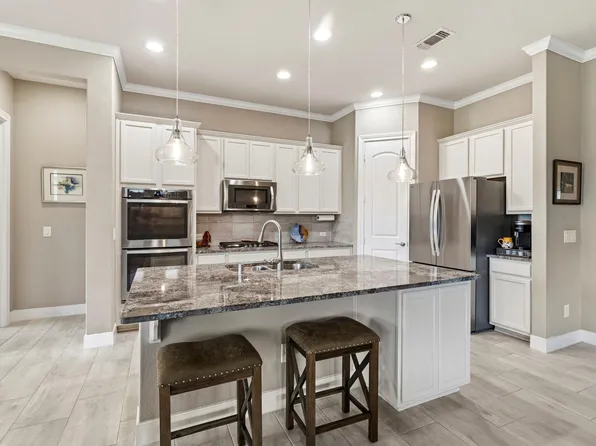 246 Galloway Ct, Spring, TX 77382