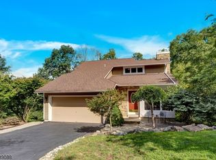20 Canada Goose Dr, Hackettstown, NJ 07840