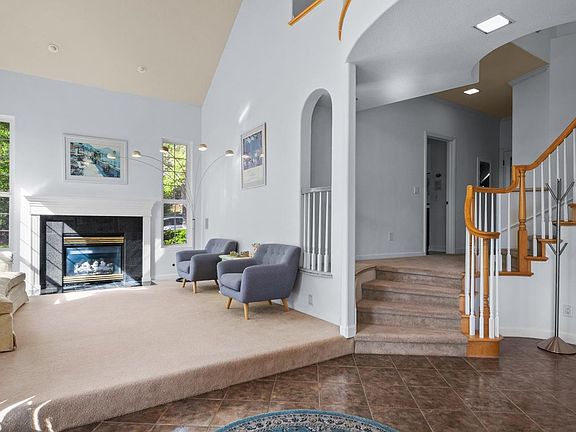 5th image of 4742 Livingstone Place