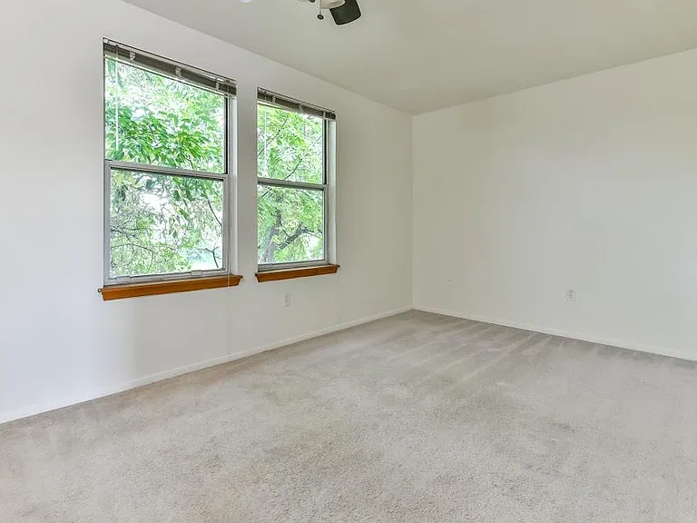 17 Hemingway St — Photo 6