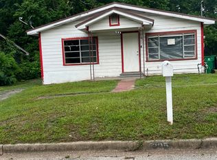 205 Joe Louis St, Palestine, TX 75803