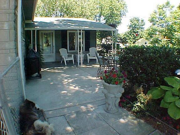 4th image of 101 N Merrimac Pl