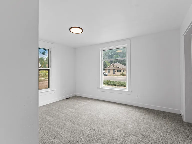 1037 N Cleveland Ave — Photo 20