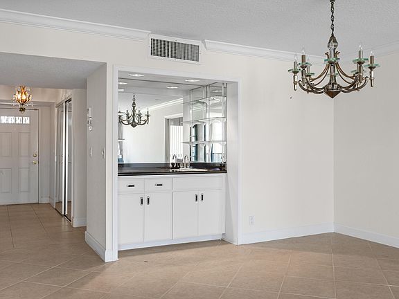 5th image of 10507 SE Terrapin Place #E-202