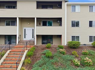 129 Quaker Hwy, Uxbridge, MA 01569