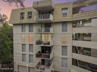 1717 NW 23rd Ave APT 4E, Gainesville, FL 32605