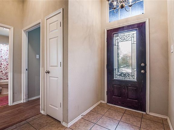 4th image of 9945 Delamere Dr