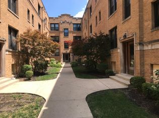 2333 N Spaulding Ave #G, Chicago, IL 60647