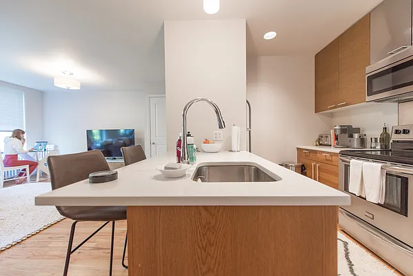 Rented by Nolita Group | media 12