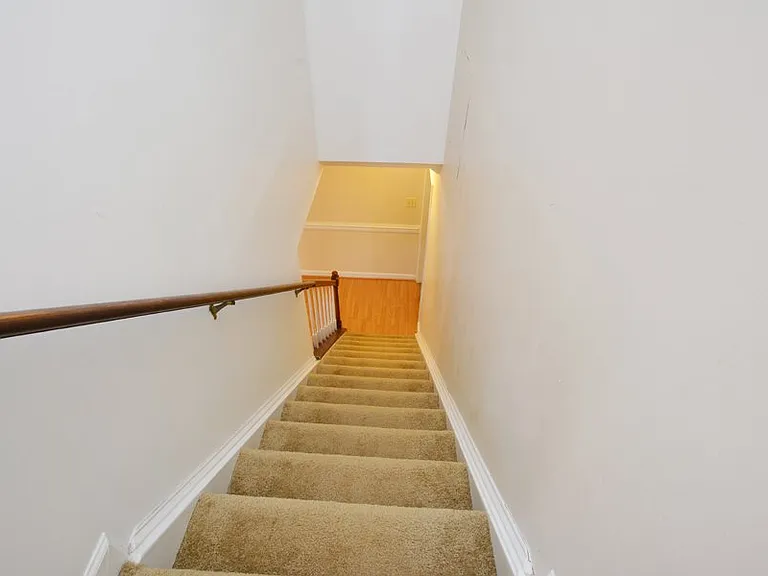 425 Summerwalk Cir — Photo 36
