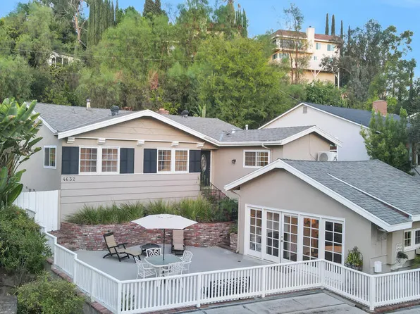 4632 Don Pio Dr, Woodland Hills, CA 91364