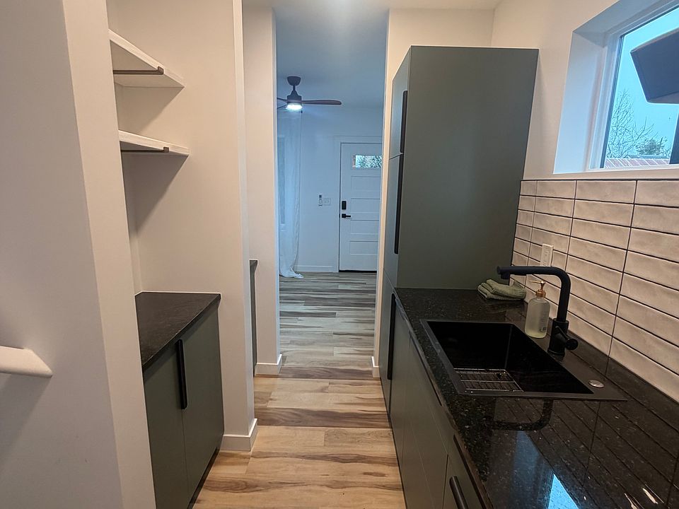 1st image of 280 Monmouth Ave S