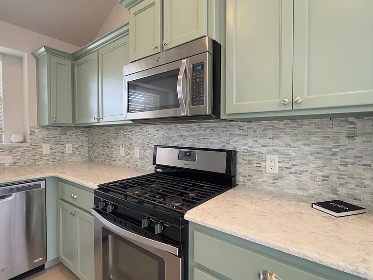 19112 Hecho Dr — Photo 15