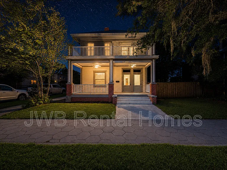 2040 N Laura St — Photo 14