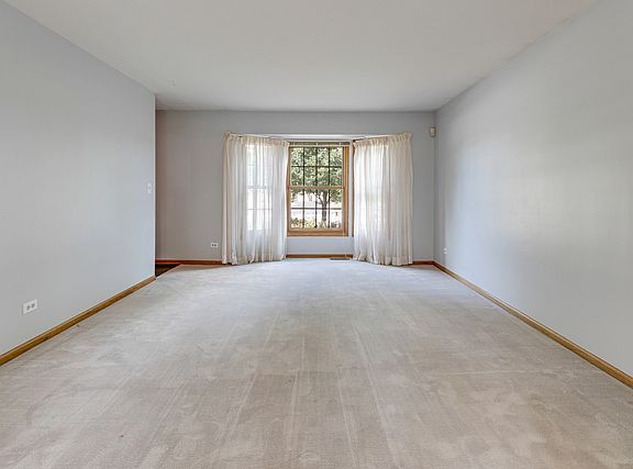 5th image of 20457 S Hunter Dr
