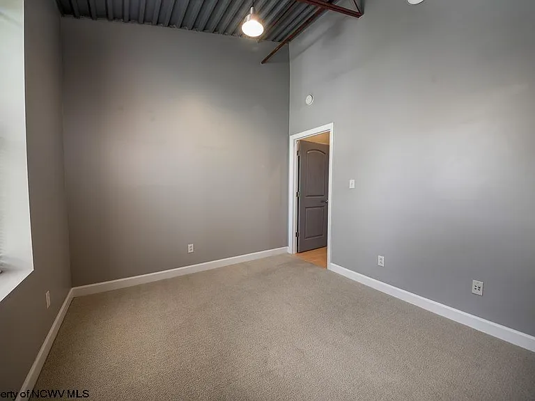 749 Richwood Ave — Photo 6