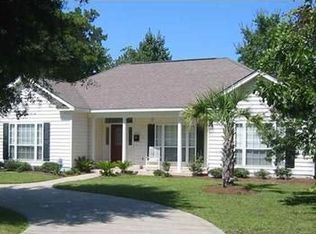 654 Hagley Dr, Pawleys Island, SC 29585
