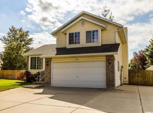 1090 E 1425 N, Layton, UT 84040