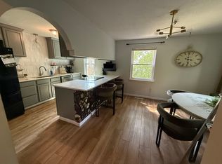 10902 W 65th St, Shawnee, KS 66203