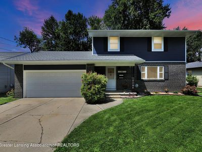 1132 Pine St, Grand Ledge, MI, 48837