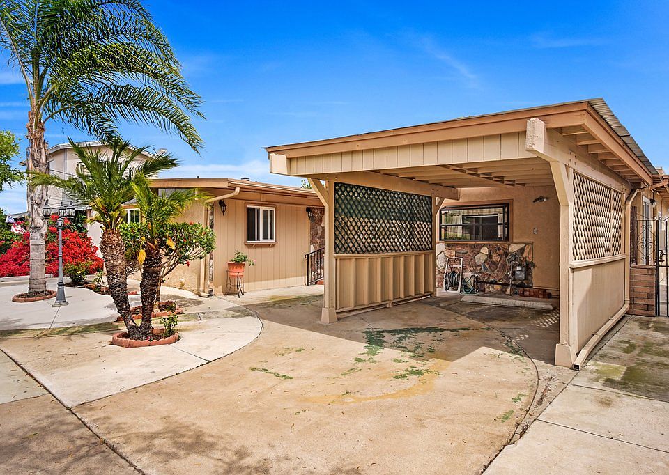 2nd image of 5286 Barstow St