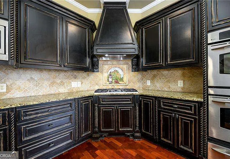 2770 Shumard Oak Dr — Photo 14