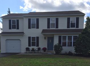 2300 Bannerstone Dr, Quakertown, PA 18951