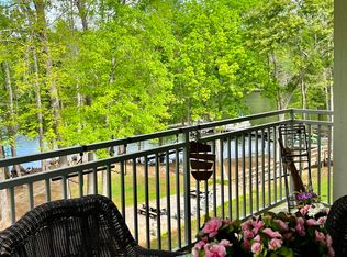 121 Ballard Ln, Santee, SC 29142