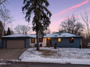 31 Alfred Blvd, Waconia, MN 55387