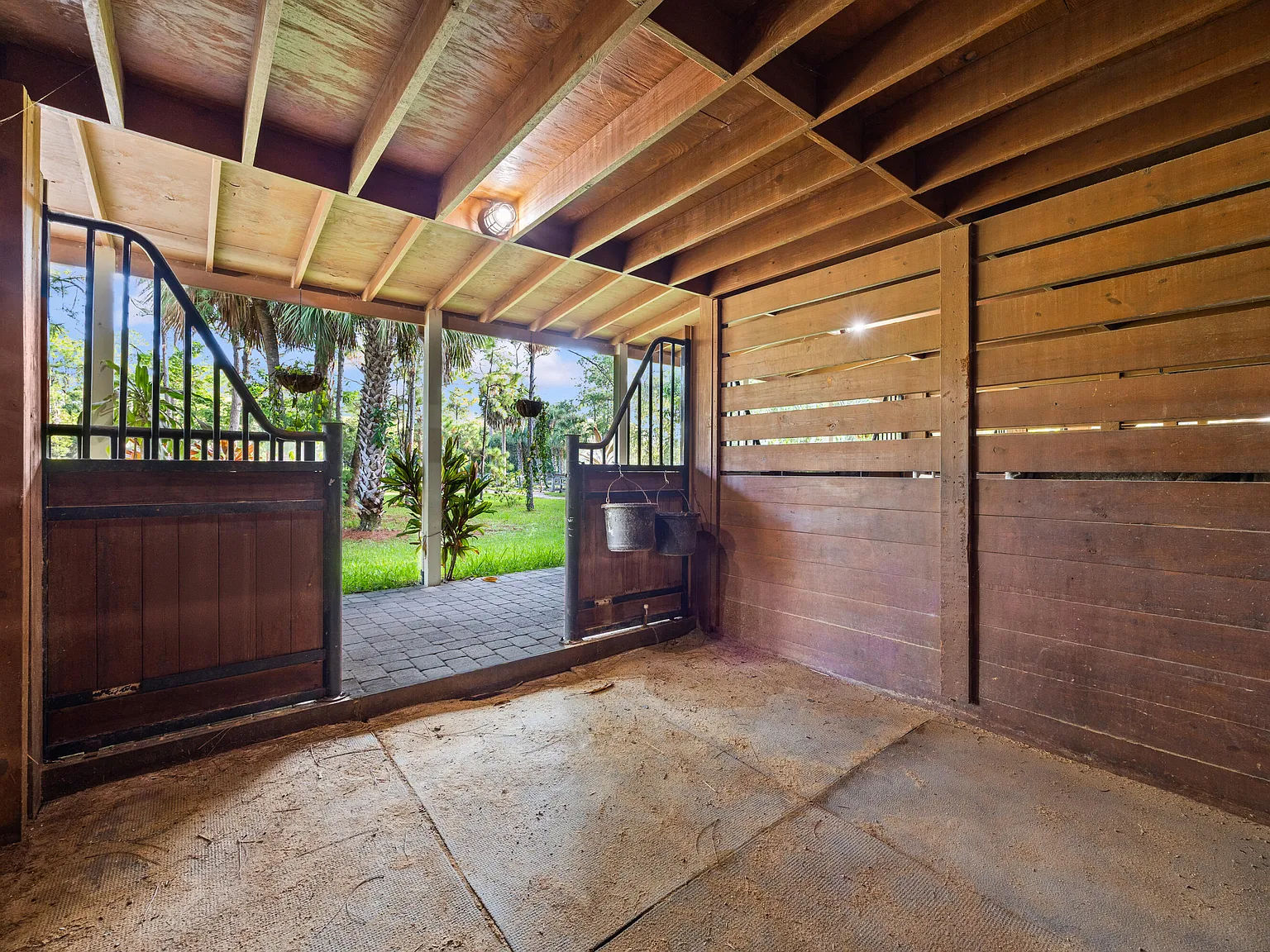 2 bed, 3.0 bath, 1806 sqft, $600 — Photo 4