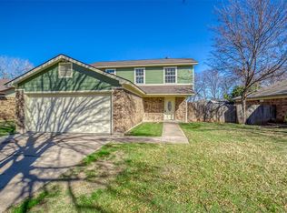 317 Iberis Dr, Arlington, TX 76018