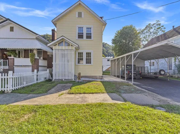 277 Main St, Hinton, WV 25951
