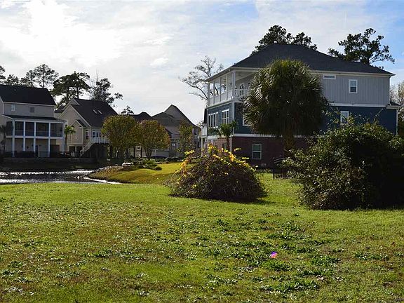 3rd image of 103 Clubhouse Dr.