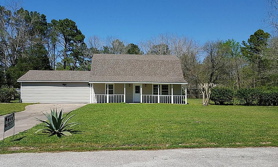 1st image of 413 Elm Lake Dr