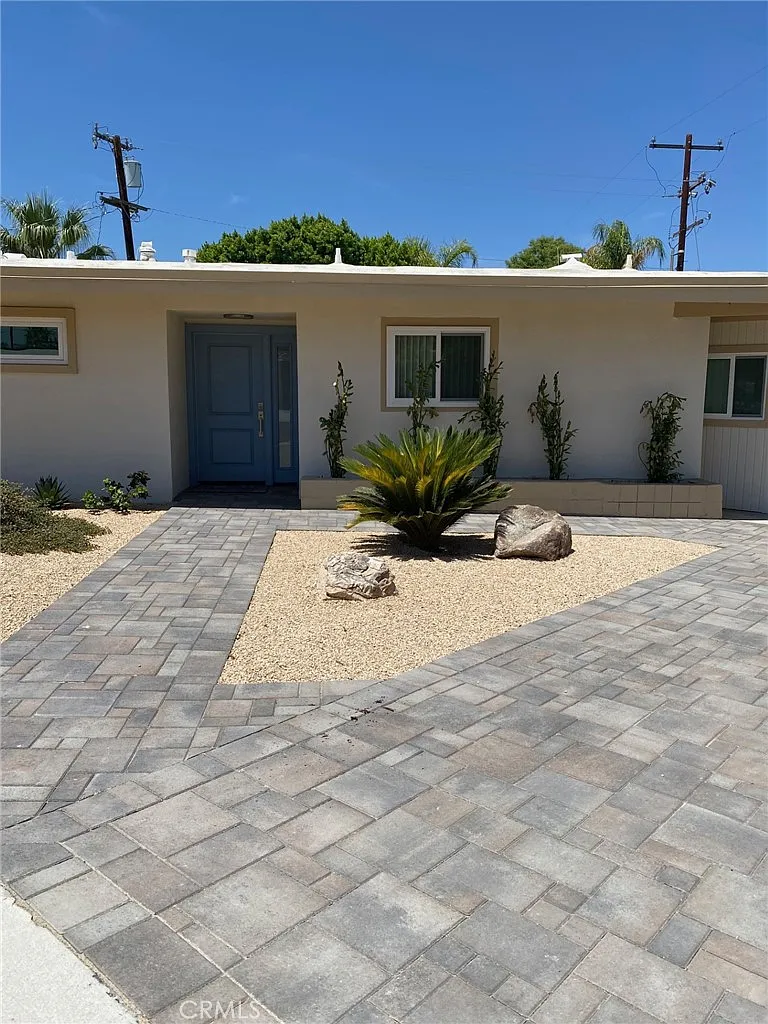 3 bed, 1404 sqft, $2,950 — Photo 3