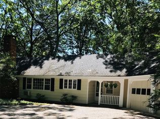 502 Rock Rimmon Rd, Stamford, CT 06903