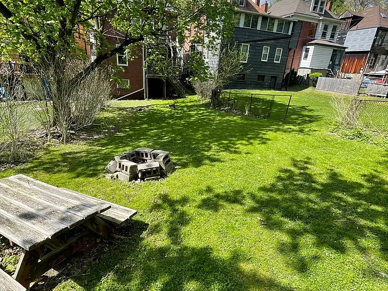 642 Forest Ave — Photo 19