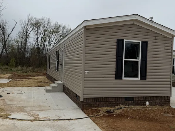 404 Parker St, Oak Grove, KY