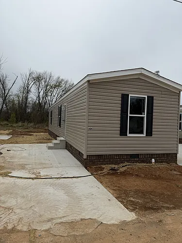 404 Parker St Photo 1