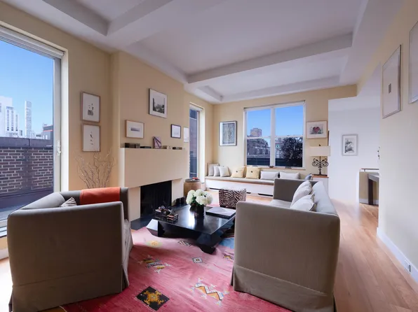 225 East 79th Street image 2 of 23