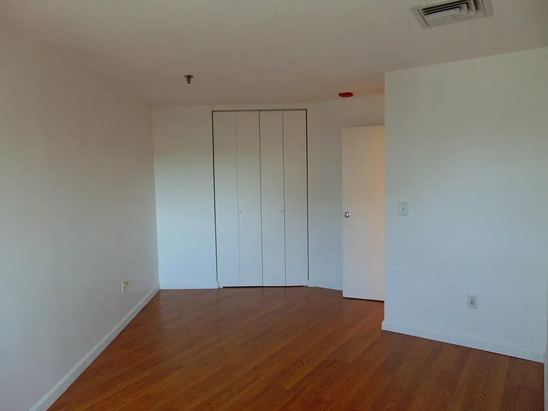 133 Commander Shea Blvd #621 — Photo 15
