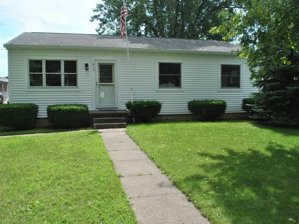 919 N 2nd St, Guttenberg, IA 52052