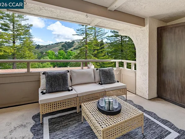 1129 Avenida Sevilla APT 4C, Walnut Creek, CA 94595