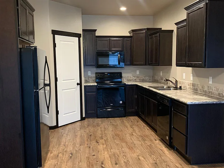 7905 Budsage Dr — Photo 4