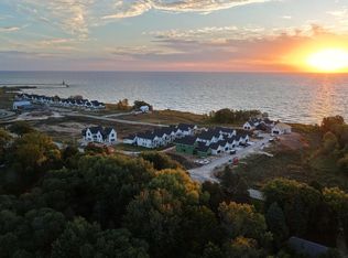 1202 SHIELING LANE #Lt15, Port Washington, WI 53074