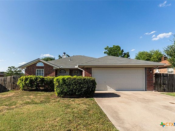 2nd image of 903 Whirlaway Dr