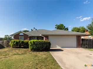 903 Whirlaway Dr, Copperas Cove, TX 76522