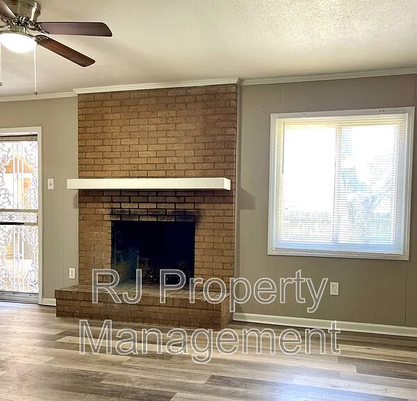 5368 Scottsdale Ave — Photo 11