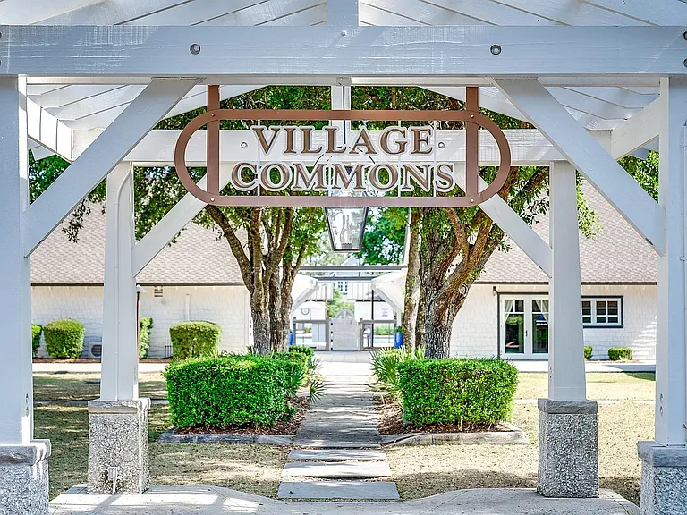 149 Suwannee Dr — Photo 34