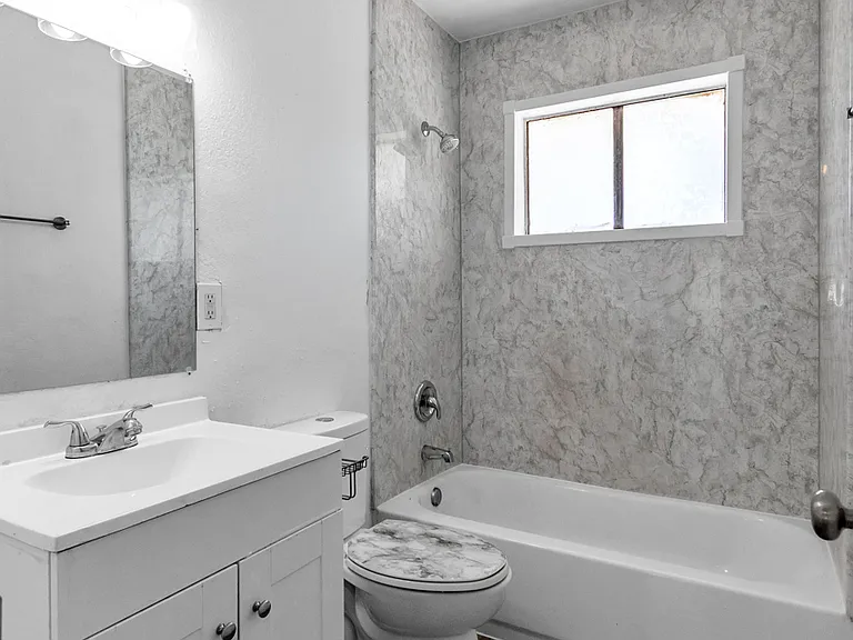 2508 E Mesquite Ave #1 — Photo 2